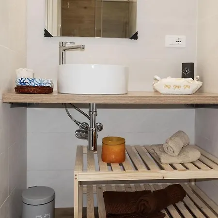 La Casa Di Marty Per 3 דירה *